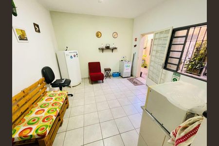 Casa à venda com 240m², 5 quartos e sem vaga