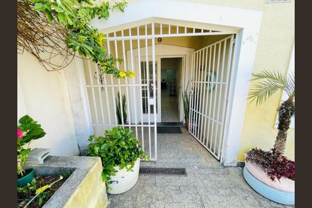 Casa à venda com 240m², 5 quartos e sem vaga