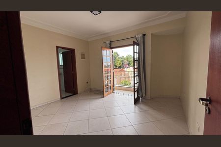 Casa à venda com 3 quartos, 130m² em Chácara Inglesa, São Paulo