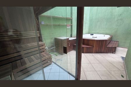 Casa à venda com 130m², 3 quartos e 4 vagas