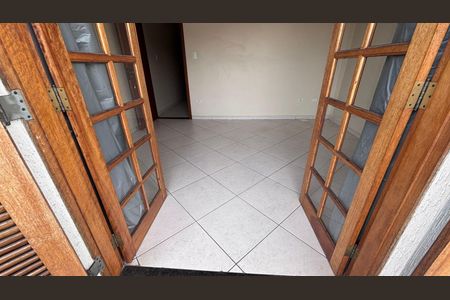 Casa à venda com 130m², 3 quartos e 4 vagas