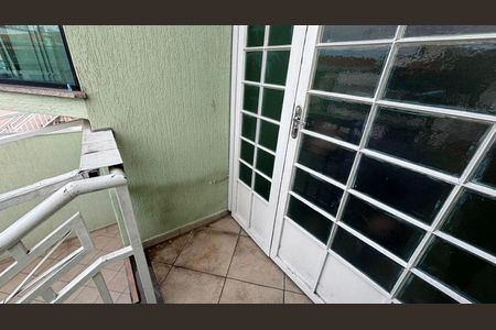 Casa à venda com 130m², 3 quartos e 4 vagas