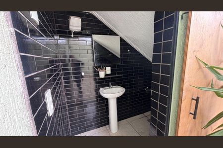 Casa à venda com 130m², 3 quartos e 4 vagas