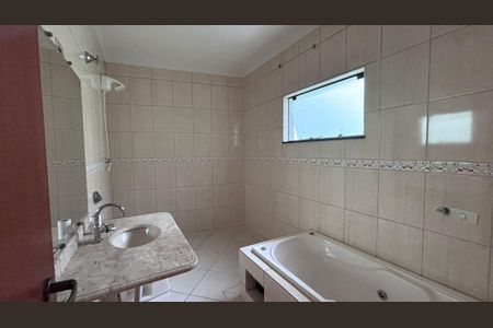 Casa à venda com 3 quartos, 130m² em Chácara Inglesa, São Paulo