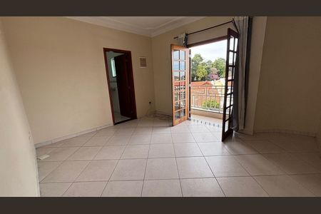 Casa à venda com 3 quartos, 130m² em Chácara Inglesa, São Paulo