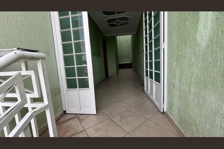 Casa à venda com 130m², 3 quartos e 4 vagas