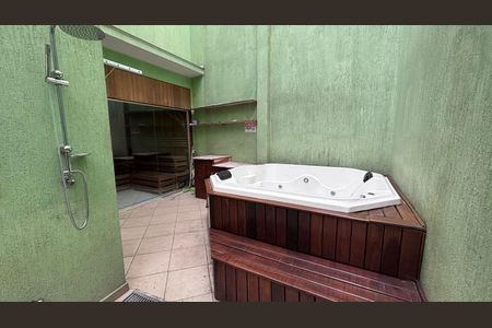 Casa à venda com 130m², 3 quartos e 4 vagas
