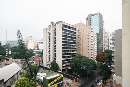 Apartamento à venda com 96m², 3 quartos e sem vaga Apartamento à venda com 96m², 3 quartos e sem vagaSala - Vista