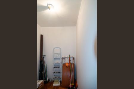 Apartamento à venda com 96m², 3 quartos e sem vaga Apartamento à venda com 96m², 3 quartos e sem vagaQuarto de Serviço