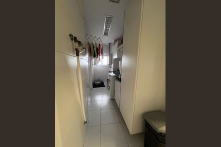 AREA DE SERVIÇO de apartamento à venda com 3 quartos, 243m² em Adalgisa, Osasco