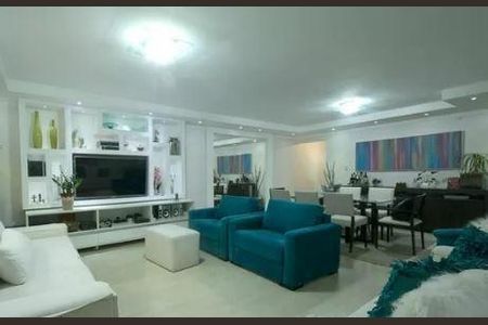 Casa à venda com 3 quartos, 250m² em Imirim, São Paulo