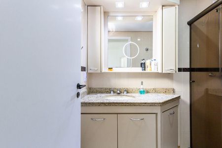 Apartamento à venda com 81m², 4 quartos e 2 vagas