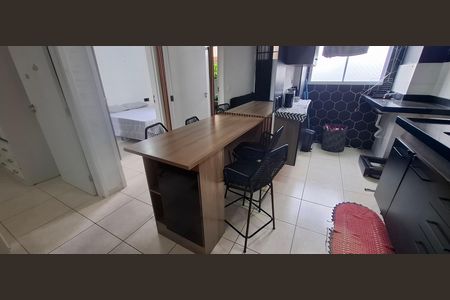 Apartamento para alugar com 42m², 2 quartos e 1 vaga Apartamento para alugar com 42m², 2 quartos e 1 vagaCozinha e Área de Serviço