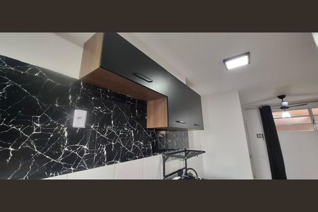 Apartamento para alugar com 42m², 2 quartos e 1 vaga Apartamento para alugar com 42m², 2 quartos e 1 vagaCozinha e Área de Serviço