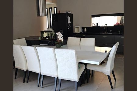 Casa para alugar com 360m², 5 quartos e 6 vagasFoto 04