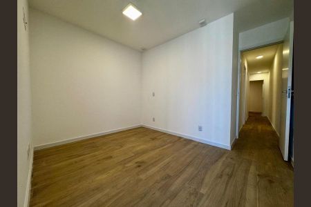 Foto 18 de casa à venda com 3 quartos, 105m² em Vila Paiva, São Paulo