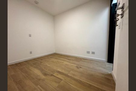 Foto 15 de casa à venda com 3 quartos, 105m² em Vila Paiva, São Paulo