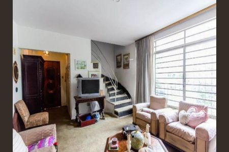 Casa à venda com 4 quartos, 235m² em Moema, São Paulo