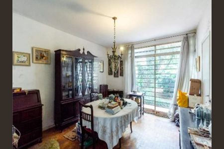 Casa à venda com 4 quartos, 235m² em Moema, São Paulo