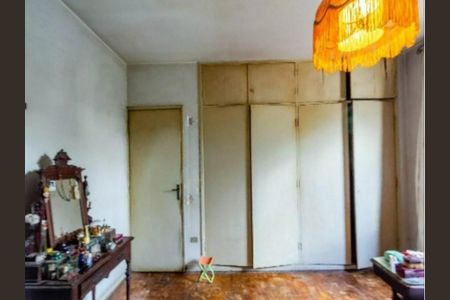 Casa à venda com 4 quartos, 235m² em Moema, São Paulo