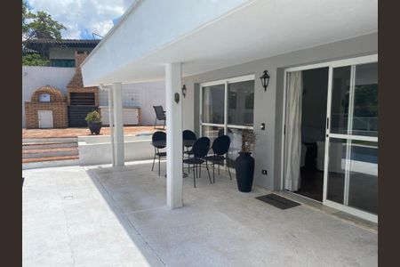 Casa de condomínio à venda com 460m², 5 quartos e 6 vagas Casa de condomínio à venda com 460m², 5 quartos e 6 vagasFoto 04