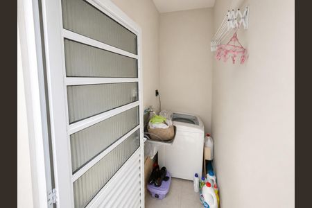 Área de Serviço de casa à venda com 2 quartos, 111m² em Ana Cristina II, Barueri