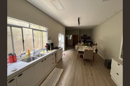Cozinha de casa à venda com 2 quartos, 111m² em Ana Cristina II, Barueri