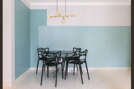 Apartamento à venda com 54m², 2 quartos e 1 vaga Apartamento à venda com 54m², 2 quartos e 1 vagaSala
