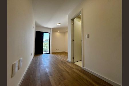 Foto 01 de casa à venda com 2 quartos, 95m² em Vila Paiva, São Paulo