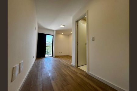 Foto 01 de casa à venda com 2 quartos, 95m² em Vila Paiva, São Paulo