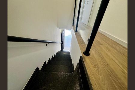 Casa à venda com 95m², 2 quartos e 2 vagasFoto 01