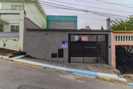 Casa de condomínio à venda com 75m², 2 quartos e 1 vaga Casa de condomínio à venda com 75m², 2 quartos e 1 vagaFachada