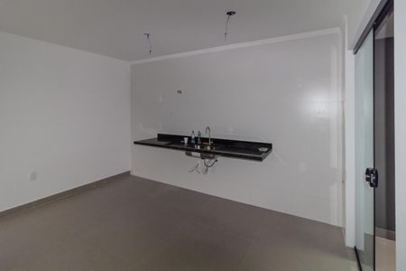 Casa de condomínio à venda com 75m², 2 quartos e 1 vaga Casa de condomínio à venda com 75m², 2 quartos e 1 vagaCozinha