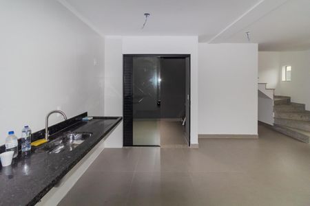 Casa de condomínio à venda com 75m², 2 quartos e 1 vaga Casa de condomínio à venda com 75m², 2 quartos e 1 vagaCozinha