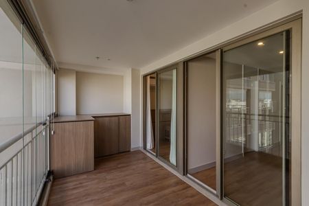 Apartamento para alugar com 40m², 1 quarto e 1 vaga Apartamento para alugar com 40m², 1 quarto e 1 vagaSacada