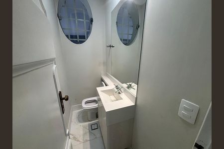 Casa à venda com 550m², 3 quartos e 6 vagas