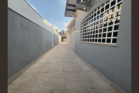 Casa à venda com 550m², 3 quartos e 6 vagas