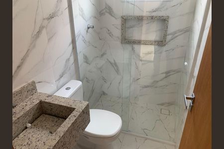 Casa à venda com 100m², 2 quartos e 2 vagas