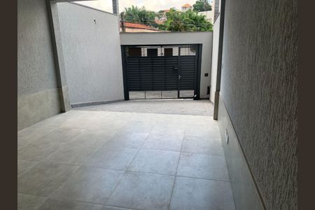 Casa à venda com 100m², 2 quartos e 2 vagas
