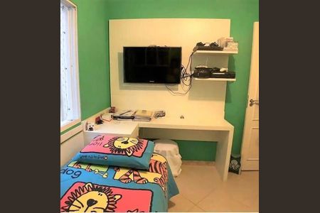 Casa à venda com 140m², 3 quartos e 2 vagas