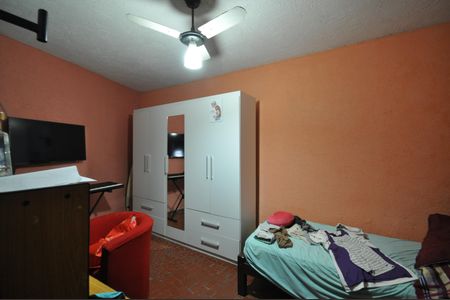 Casa à venda com 196m², 2 quartos e 1 vagaQuarto de serviço