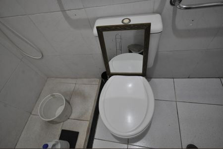 Casa à venda com 196m², 2 quartos e 1 vagaBanheiro 1