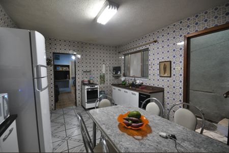 Casa à venda com 196m², 2 quartos e 1 vagaCozinha