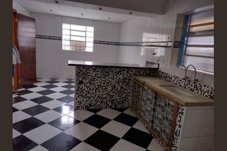 Casa à venda com 200m², 3 quartos e 2 vagas