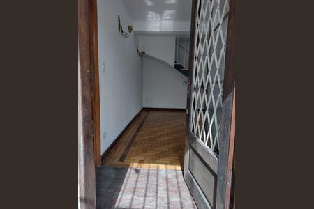 Casa à venda com 200m², 3 quartos e 2 vagas