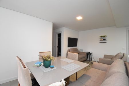 Apartamento à venda com 75m², 2 quartos e 1 vagaSala/Cozinha