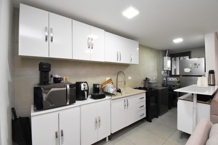 Apartamento à venda com 75m², 2 quartos e 1 vagaSala/Cozinha