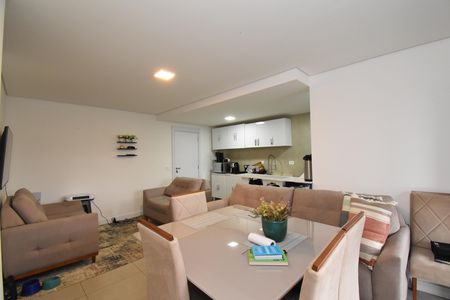 Apartamento à venda com 75m², 2 quartos e 1 vagaSala/Cozinha