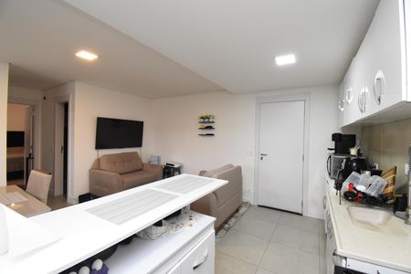 Apartamento à venda com 75m², 2 quartos e 1 vagaSala/Cozinha