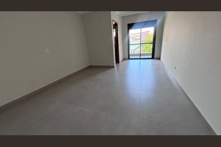 Casa à venda com 3 quartos, 125m² em Vila Ipojuca, São Paulo